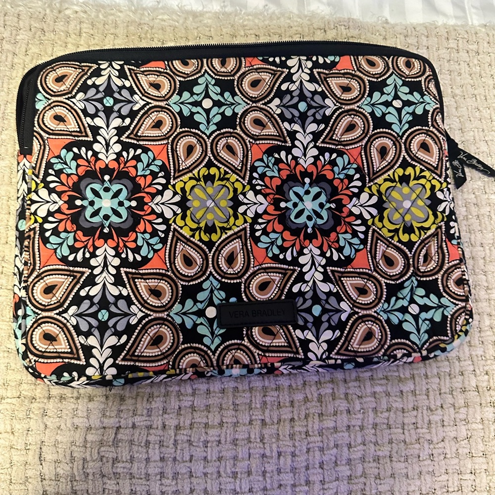 Vera Bradley Laptop/tablet zippered case